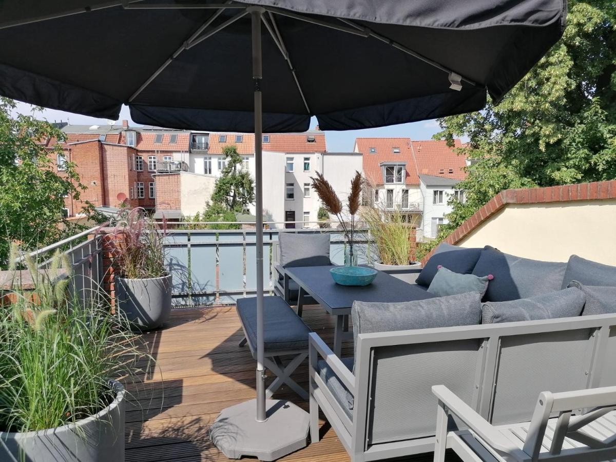 Townhouse Altstadt Wismar Upper Apartment Mit Zwei Terrassen Zewnętrze zdjęcie