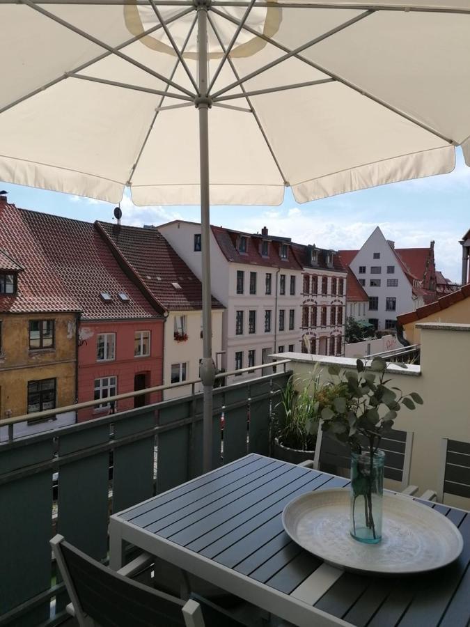 Townhouse Altstadt Wismar Upper Apartment Mit Zwei Terrassen Zewnętrze zdjęcie